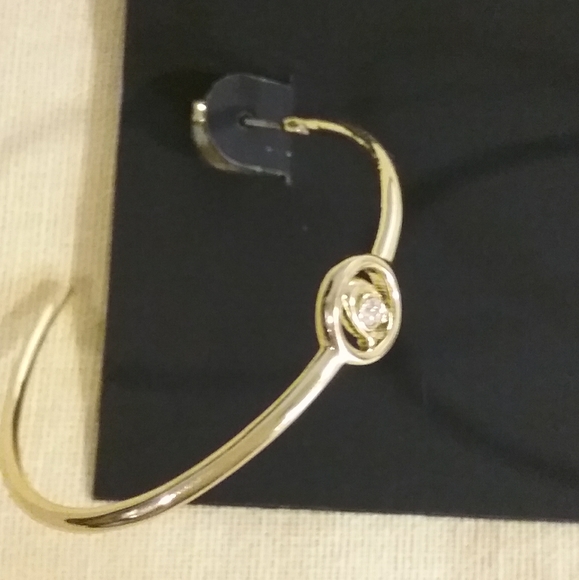 BRAND NEW COACH GOLD CRYSTAL Large Hoops Earrings - Picture 2 of 2